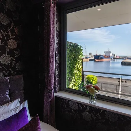 Apartment Sea View Luxury City Centre - Best Location *